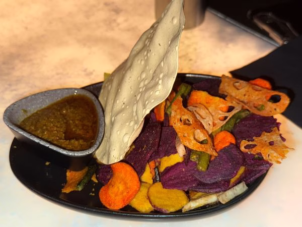 Batuu Bits from Oga's Cantina review