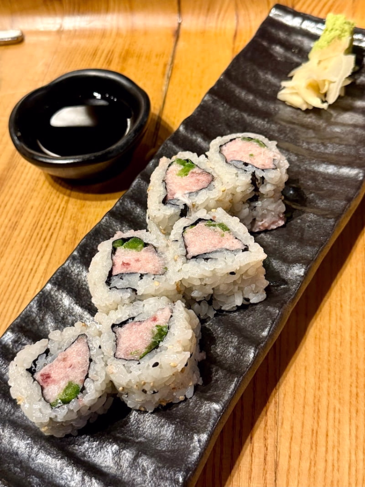 Spicy Yellowtail Sushi Roll